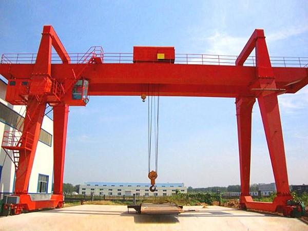 青島2.8噸跨度19米簡易龍門吊